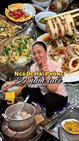 Trộm vía dạo này được lộc ăn ốc  :))) lên sóng cho anh em hàng ốc đậm chất Hải Phòng. Chị chủ thâm niên 30 năm trong nghề và rất tận tâm với quầy line ốc của mình. Có lẽ trừ ốc bulot và càng cù kì ra thì đều là hàng tươi sống hết. Quán cóc nhưng đẳng cấp! #ốc #ochaiphong #ancungtiktok #anhvuoi #reviewanngon 