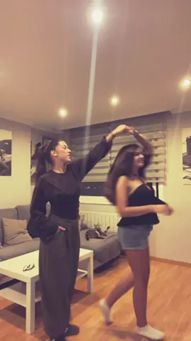 voolvimos con otro bailecito  #trend #cancion #tema #bailes 