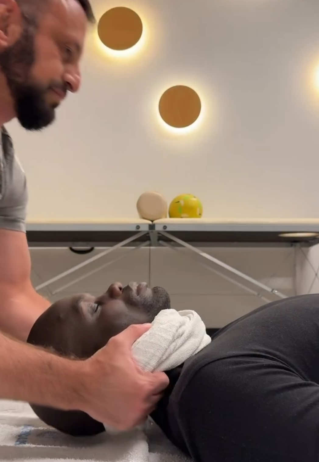 Body Reset Adjustment #asmr #satisfying #chiropractic #cracks #fyp 