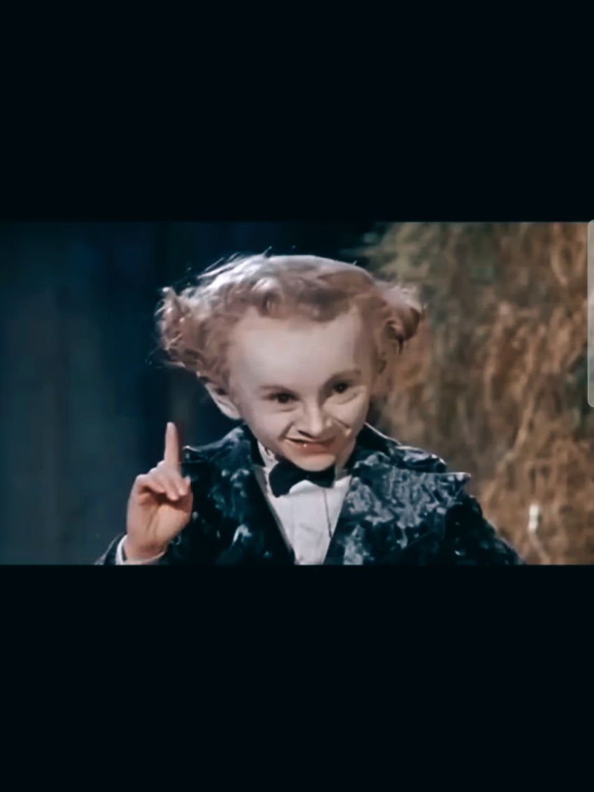 Creepy as f***!  #tiptoeinginmyjordans #creepy #dreams #nightmares #rumplestiltskin 