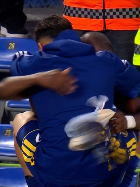 ¡TRIPLETE DE VALENCIA Y BOCA EN VENTAJA ANTE RACING! En la última del partido, el ecuatoriano puso el 3-2 por los cuartos de final de la #CopaArgentinaEnTyCSports.