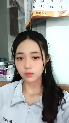 #သန့်အိဇင်🤞 #အညာသူလေး #မင်းမျက်နှာမတွေ့ရရင်အိပ်မပျော်ဘူးနော် #အမြင်ကပ်နေကျပိလား😁 #ချစ်စရာလေးမလား 