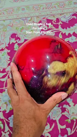 bola boling terpakai untuk dijual.. harga bermula RM 100 Lokasi Pekan Nanas postage +RM 20 details kt komen boleh wsp @9w2rgg #bowlingball #bolabowling #bowlingtiktok #bowling #boling 
