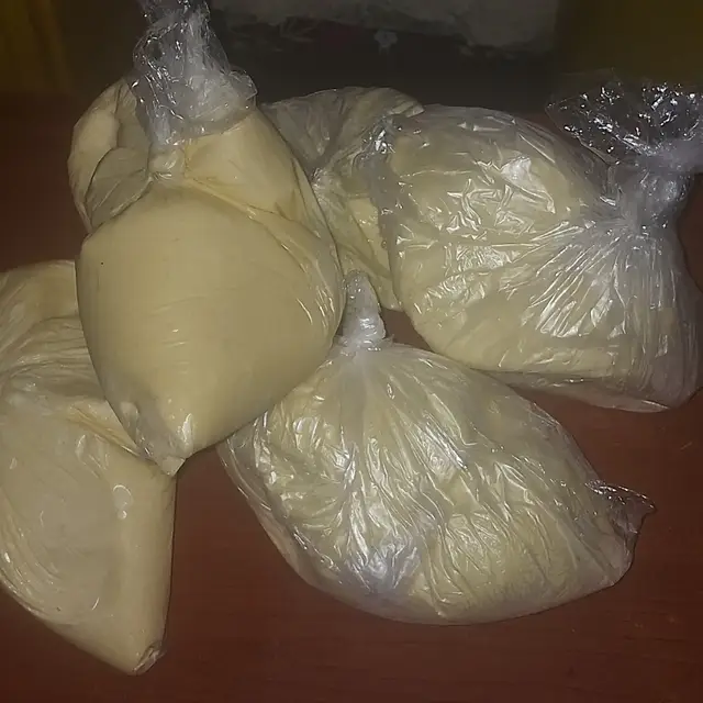 ሰላም ውድ ቤተሰቦቼ ንፁህ የምግብ ቅቤ የምትፈልጉ በዚህ ስልክ ቁጥር እየደወላችሁ ይዘዙን 0991966111 የአሌልቱ ንፁህ ቅቤ ዋጋ 1500