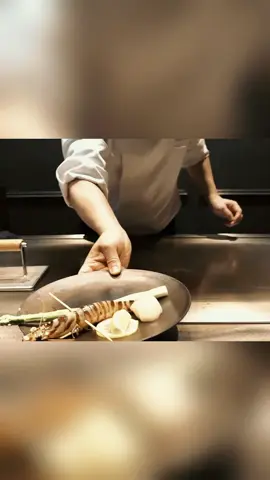A LUXURY SHRIMP DISH PREPARED WITH INCREDIBLE TEPPANYAKI SKILLS  #Teppanyaki #ShrimpLovers #LuxuryDining #JapaneseCuisine #FoodVideo