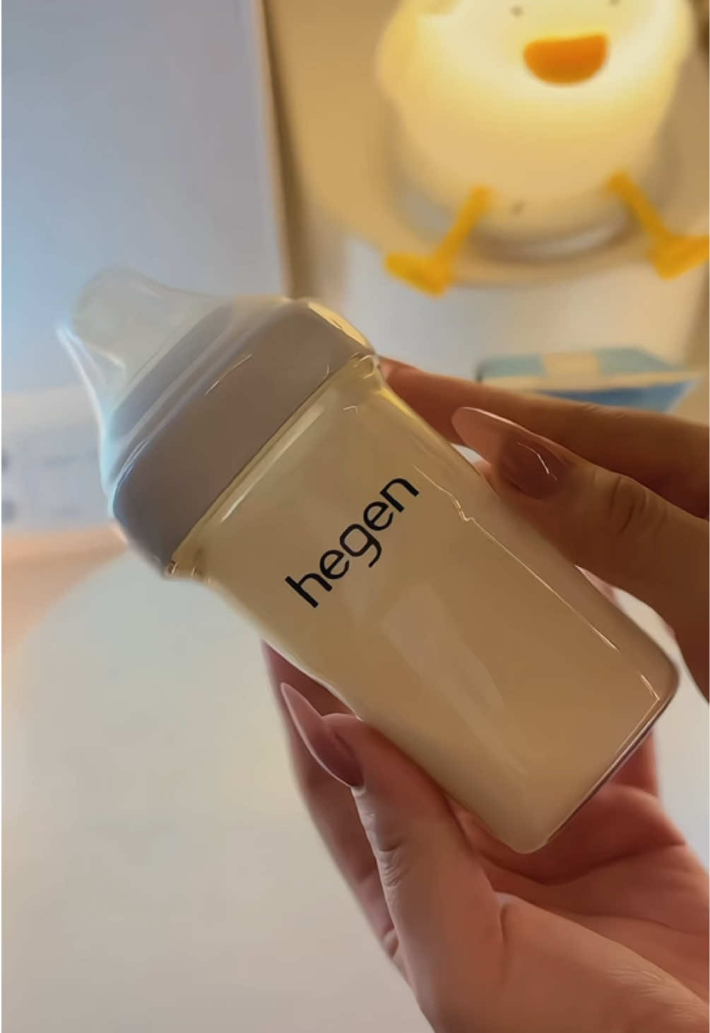 Đến giờ cổ chill ời đó 😅#hegen#binhsuachobe#binhsua🍼#xuhuong#nhacobapiu 