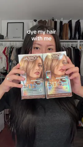 Trust the process. always do ends first then roots or the roots will be much lighter - I made that mistake before. Also forgot to mention I put it on my brows to for about 10 mins 😇@L’Oréal Paris @loréal paris usa B61 Féria hi lift cool brown #boxdyehair #lorealdye #haircolor #fallhaircolor 