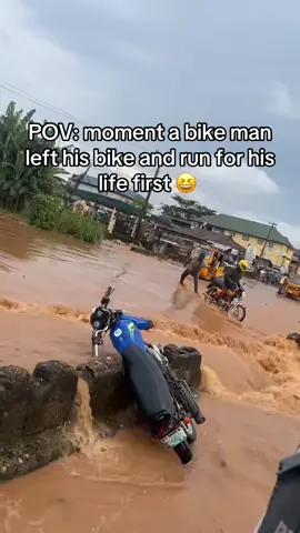 POV: moment a bike man left his bike and run for his life first 😆 #trend #highlight #highlights #foryou 