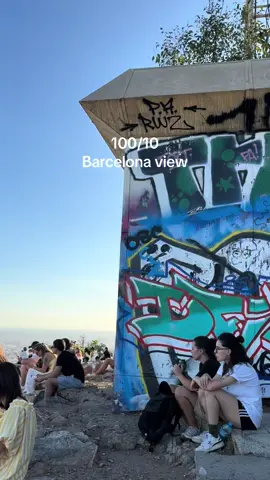 Must go Bunkers del Carmel 🌆 #travel #barcelona #bunkersdelcarmel 