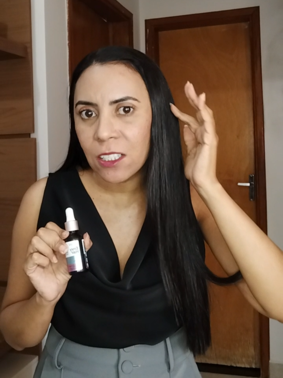 Um blend de oleos perfeitos que juntos dá esse resultado maravilhoso. Esse já é o meu blend de óleos favorito. Veja se ainda está com cupom disponiveis para a sua cidade, pq isso aqui muda todo dia. #zencial #cabelosaudavel #oleocapilar #tiktokshop1010 #tiktokshopbr10 