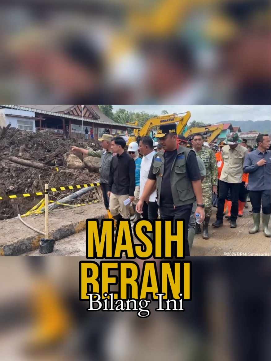Yang ngomong pencitraan biasanya yang cuma liat dari balik layar. Buktinya di Arosuka, kebutuhan warga langsung dieksekusi. #wapres #gibranrakabuming #menyalagibranku #aksigibran #solok
