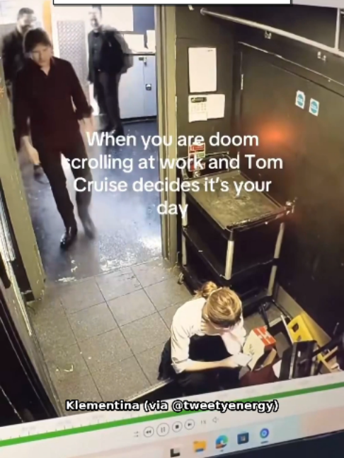 Tom Cruise stops to check on a staffer he thought was upset during his Digger press tour, but she was just doomscrolling on her phone 😭 #TomCruise #Doomscrolling #DiggerMovie #CelebrityEncounter #Wholesome