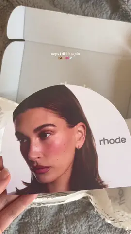 @rhode skin always 🎀🪽📦 #rhode #rhodeskin #rhodeskincare #rhodefrance 