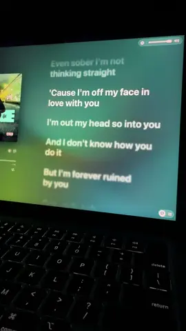 Off my face - Justin Bieber #lyrics #applemusic 