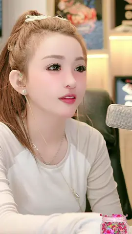 Và khi T thấy Ae T trong căn phòng #sinohuynh #huynhsino 
