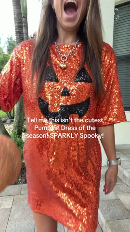 STOPPP because this might be the cutest Halloween outfit I've found 🎃🎃🎃🎃🎃 The sequins, the pumpkin, the quality...SO good!! This is one of those finds that looks even cuter in person. #halloweencostume #pumpkincostume #halloween2026 #sequinpumpkin #pumpkinshirt