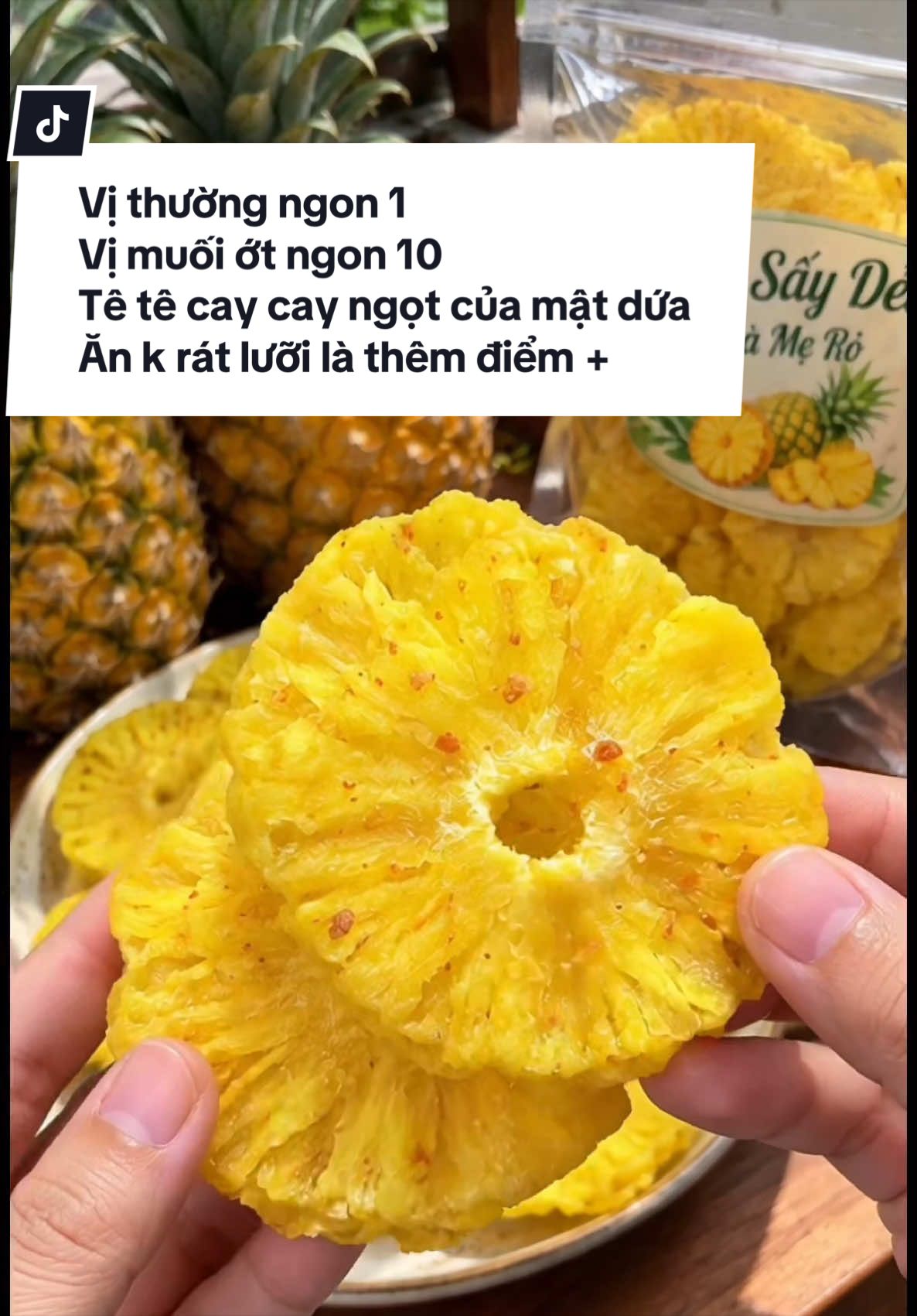 Cô bé luôn thơm thô sạch sẽ thì chăm ăn thơm nha các bà yêu #anvatmedau🍓 #xuhuongtiktok #tiktokshop1010supersale #anvat #thomsaydeo 