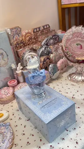 Thử tí mùi nước hoa snow ballet cùng sốp #makeup #flowerknows #hoabiet #xhhhhhhhhhhhhhhhhhhhhhhh #chynchyn 