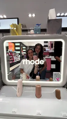 d’ora in poi sapete dove trovarmi… @rhode skin @Hailey Bieber @Sephora Italia 🪽🪽🪽 #perte #skincare #sephoraitalia #rhodeskin #haileybieber 