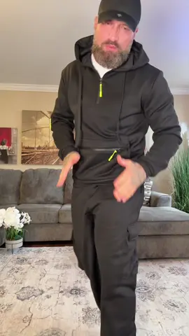 YOU GET THE FULL SET‼️ 🔥 Fleece-lined hoodie AND matching cargo joggers with plenty of pockets for the colder months. . ##BlackFriday##CyberMonday##TikTokShopFallDealsForYou##MensMatchingSet#MensFashion