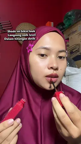 Tolong suka banget sama shade omg vinyl yang inii 👄😍😍#omgvinyl #creatorfestival2026 #omgcreatorscore #omgcreatorfest 
