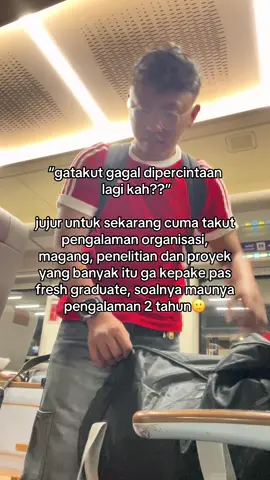 “fresh graduate bisa mendaftar, pengalaman minimal 2 tahun” GADDEMMM #selfdevelopment #SelfImprovement #ketuaorganisasi #organisasimahasiswa #mahasiswa 