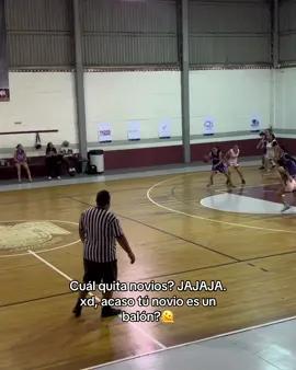Acaso qué??🫣#basketball #humor #basketball🏀 #viral 