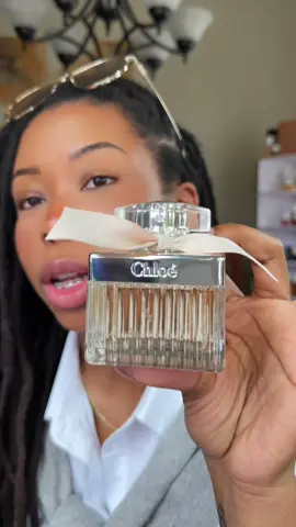 This is such a pretty floral fragrance by Chloé 😍🥰 #designerfragrance #fragrancetok #fragrancetiktok #luxuryfragrance #perfumetiktok 