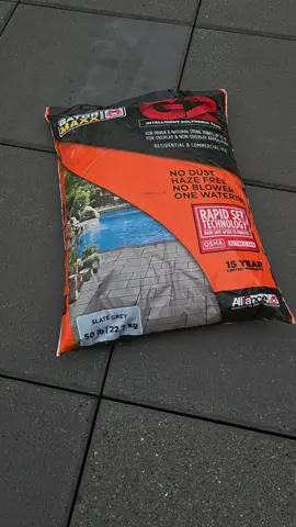 arena polymerica para usar en las juntas de pavers #pavers #patios #paversstone #hardscape 