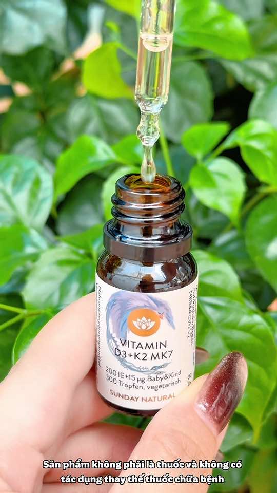 Sáng nào hai mẹ con cũng duy trì thói quen nhỏ này 💁🏻‍♀️ #SundayNatural #VitaminD3K2 #D3K2TinhChon #BeLonKhonChuanDuc 