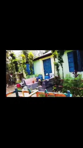 যে বাড়ি ছাড়া এক দিনের বেশি দুই দিন অন্য কোথাও গিয়ে থাকি নাই আজ কতদিন হলো সেই বাড়িতে যেতে পারিনা..😅❤️‍🩹