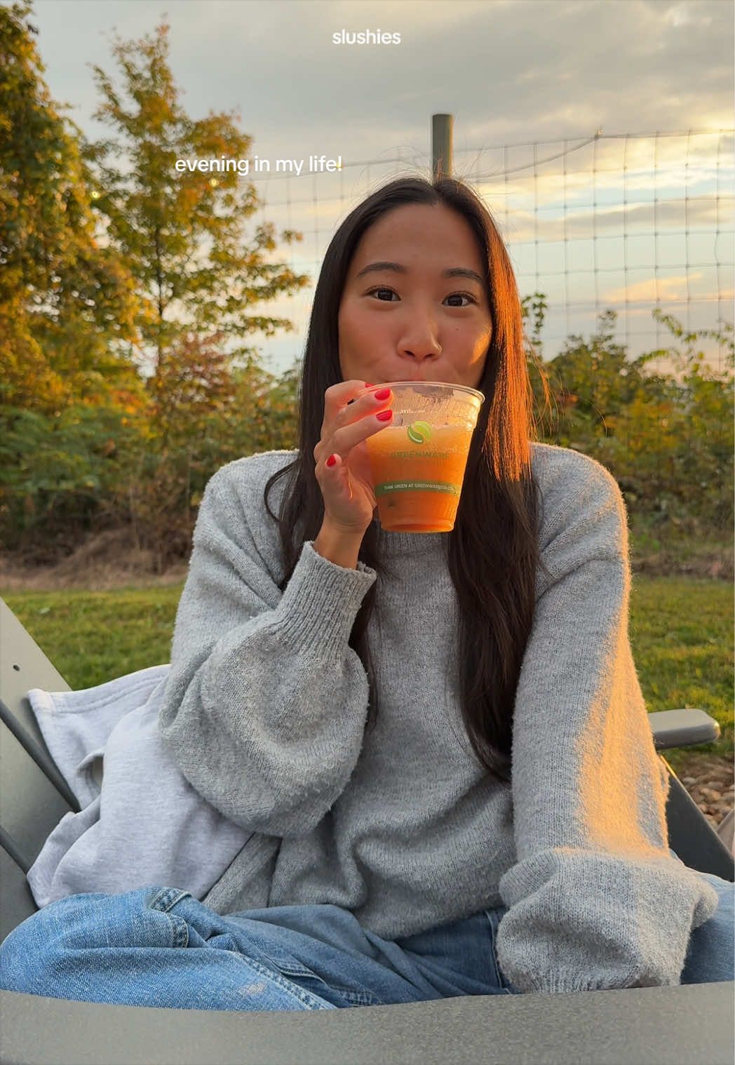 Longview ciderhouse is a must visit this fall if you live in the area! 🍎 #dailyvlog #eveningvlog #connecticut #fall #smallcontentcreator @Conair @longviewcider @Princess Polly @Old Navy @Prequel @byoma @quip @RŌZ Hair 