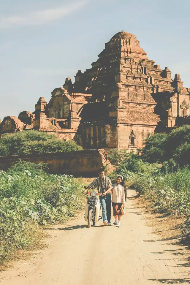 အချစ်နဲ့ဆို ပိုလှတဲ့ ပုဂံပေါ့ #baganphotographer  #bagantrip  #baganphotoservice  #သီတင်းကျွတ် #မီးပုံးလွှတ်