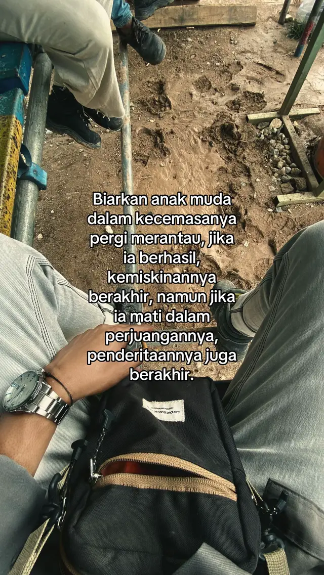 Tetap bertahan, ada orang rumah yang harus di bahagiakan😇✨#anakrantau #perantau #lewatberanda #fouryou 