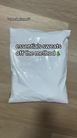 essentials sweats🎄 #creatorsearchinsights #shoes #designer #essentials 