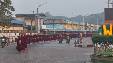 #ဟင်္သာတမြို့ မနက်ခင်း #fpyシ #fpy #🙏🙏🙏 #ချစ်ပေးကြအုန်းနော်😍😘😘 