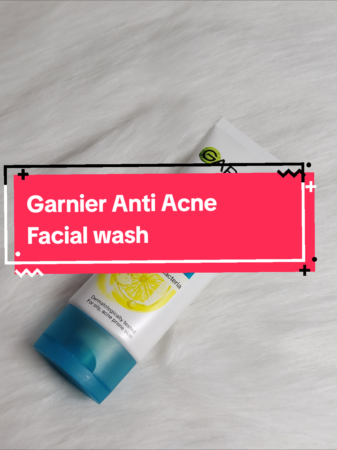 Why Garnier Facial wash?? Brightening (Bright Complete / Vitamin C): Enriched with Vitamin C and Yuzu Lemon essence to eliminate dirt and oil while helping to fade dark spots and reduce dullness for a radiant complexion. You can read more about the formulation on the Garnier Bright Complete Vitamin C Serum Cleanser page. [1, 2, 3] Anti-Acne (Bright Complete Anti-Acne): Combines Vitamin C with salicylic acid to clear impurities, exfoliate dead skin cells, and control excess oil to prevent future breakouts. [1, 2] Deep Cleansing: Removes everyday pollutants, sweat, and toxins without overly stripping the skin's moisture barrier. [1, 2] #garnier #facialwash #garnierfacialwash #antiacnefacialwash #vitamincfacialwash 