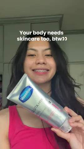 glow starts with keeping your skin well-loved 🤍 @Vaseline Philippines  #BeautyCircle #VaselinePH #VaselinePhilippines #GlutaHyaFeeling #PDRN