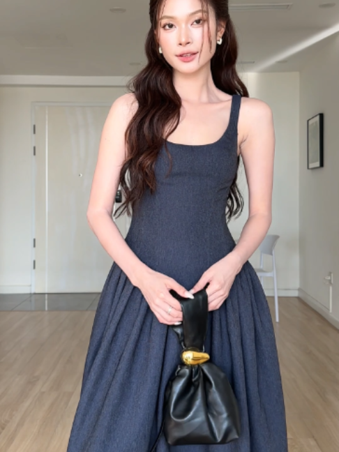 Hôm nay chọn nhẹ nhàng hay nổi bật?#Rechic