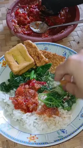 Menu sederhana nikmat sekali 💕 #makanansederhana #masakansederhana #menusederhana #resepmasakan 