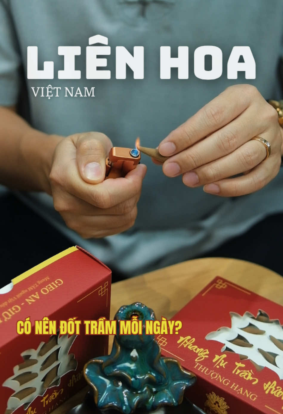 Đốt trầm mỗi ngày rất tốt để định tâm an thần, miễn là bạn chọn đúng loại trầm sạch tự nhiên. #lienhoavietnam #nutramhuong #thugianxastress #meongungon #tramhuongsach 