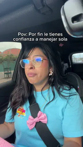 Hoy manejé sola por primera vez #comedia #humor #manejar #creatorsearchinsights #girl 