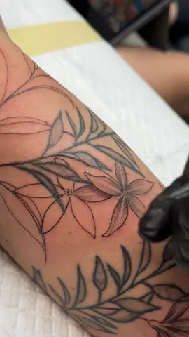 Trust The Process🙏  #vacavilletattooartist #bayareatattooartist #californiatattooartist #finelinetattoo 