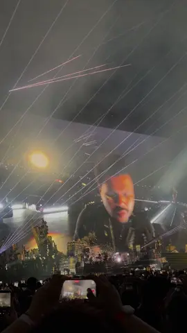 the cam was on😭❤️ #theweeknd #concerts #singapore #afterhourstilldawntour #abeltesfaye 
