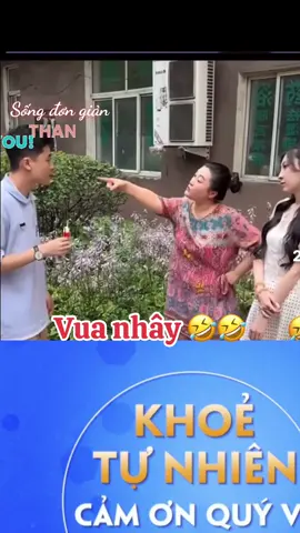 Chưa hết đâu còn gọi Cha lại luôn 🤩