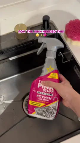 Look POV: the sink went from greasy & grimy to THAT clean 👀✨ One good clean and suddenly it’s shiny enough to steal the spotlight 😮‍💨💗 🛒 | The Pink Stuff Platinum Kitchen Cleaner #pinkstuff #thepinkstuff #cleanwithpinkstuff #cleaning #cleanhome        