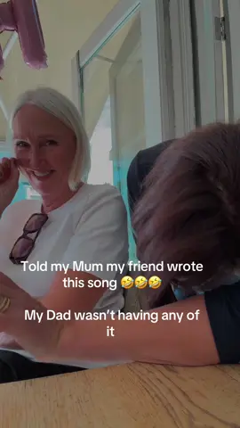#blindreact #imtoooldforthis #mypoormum #mydadhatesme 