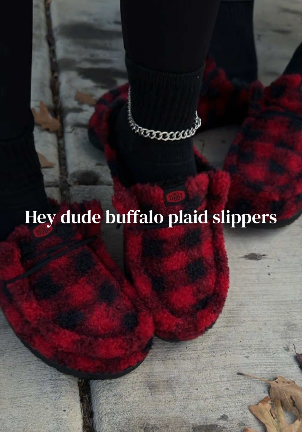 SO COZY SOFT 🧸♥️ I recommend going up one size for the perfect fit @HeyDude #heydudeshoes #falloutfitinspo #tiktokshopfalldealsforyou #falldealsforyoudays #slippershoes 