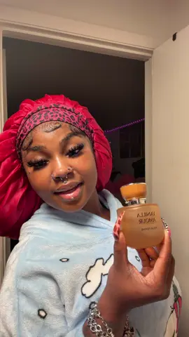 She smells sooooo good😍😍😍 #fyp #viral #vanillaperfume 