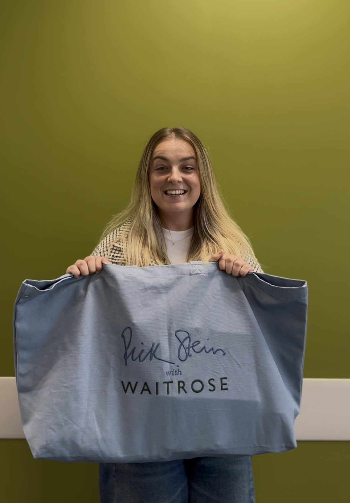 📢 WIN an exclusive PR Goodie Bag 📢 To celebrate the launch of our new Rick Stein with Waitrose range, we are giving away an exclusive PR goodie bag! 🤩🐟 Here’s how to enter:  ✨ Like this post ✨ Follow @Waitrose  ✨ Tag a friend in the comments Full T&Cs can be found via the link in our bio. Competition closes on Friday 23rd October 2026. #Waitrose #Giveaway #RickStein 